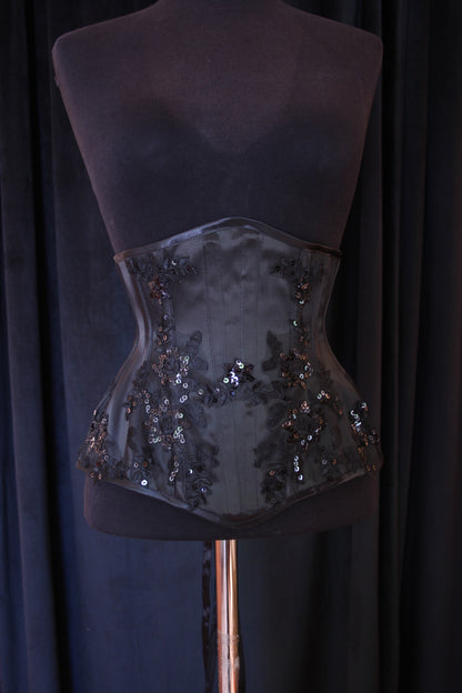 Madame Sirra (56cm)