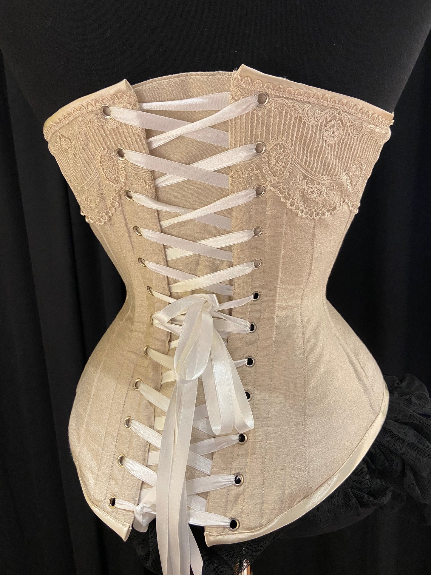 Vanisha Cream 55 cm