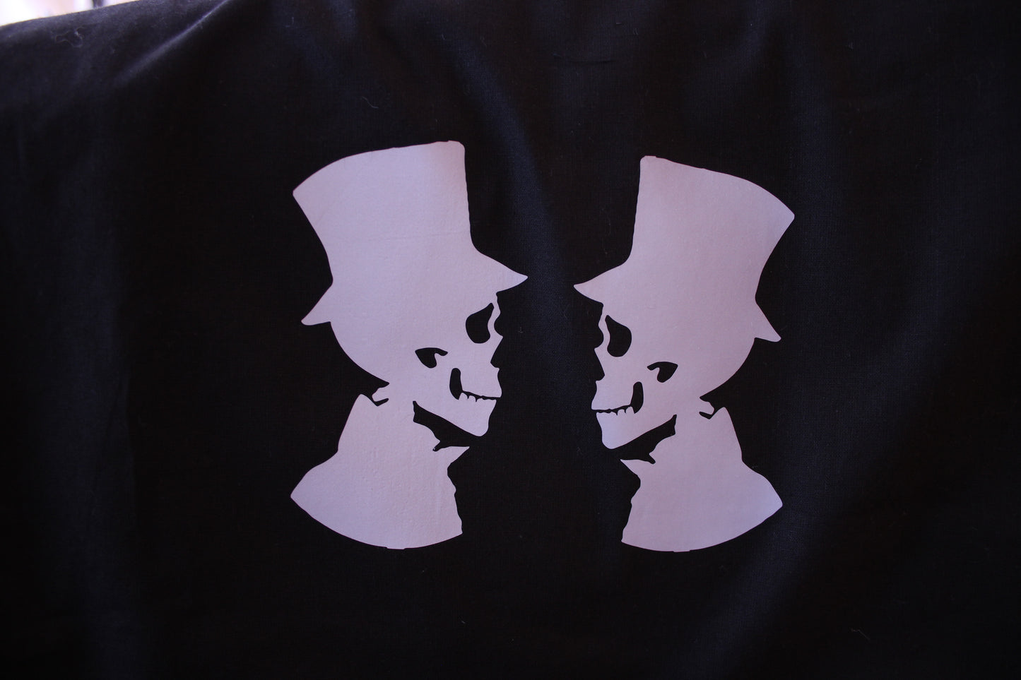 Love and Death Kangaskassi