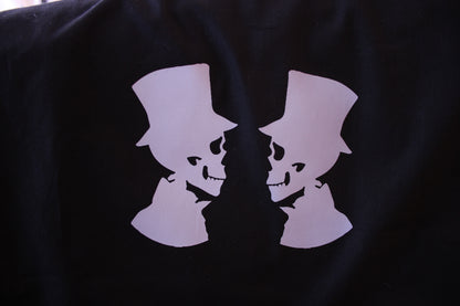 Love and Death Kangaskassi
